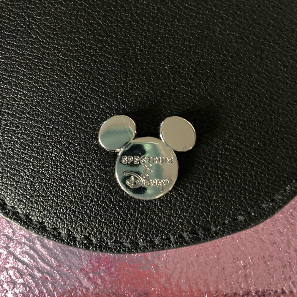 Spectrum Collections x Disney MakeUp Brush Holder - Picture 7 of 8